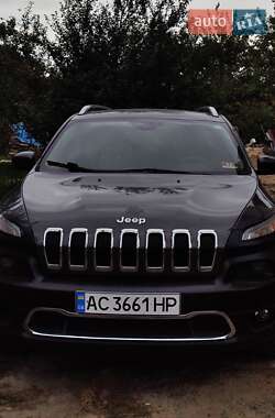 Внедорожник / Кроссовер Jeep Cherokee 2015 в Луцке
