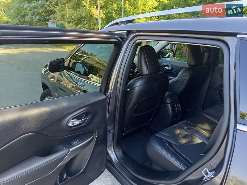 Внедорожник / Кроссовер Jeep Cherokee 2021 в Бердичеве фото 13 Внедорожник / Кроссовер Jeep Cherokee 2021 в Бердичеве