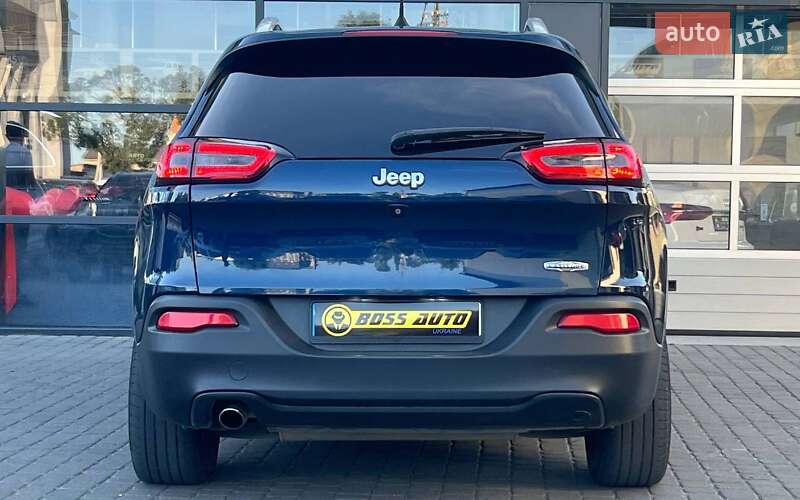 Позашляховик / Кросовер Jeep Cherokee 2017 в Івано-Франківську фото 6 Позашляховик / Кросовер Jeep Cherokee 2017 в Івано-Франківську