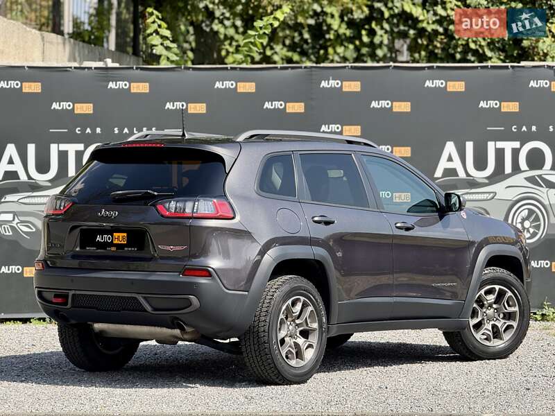 Внедорожник / Кроссовер Jeep Cherokee 2020 в Харькове