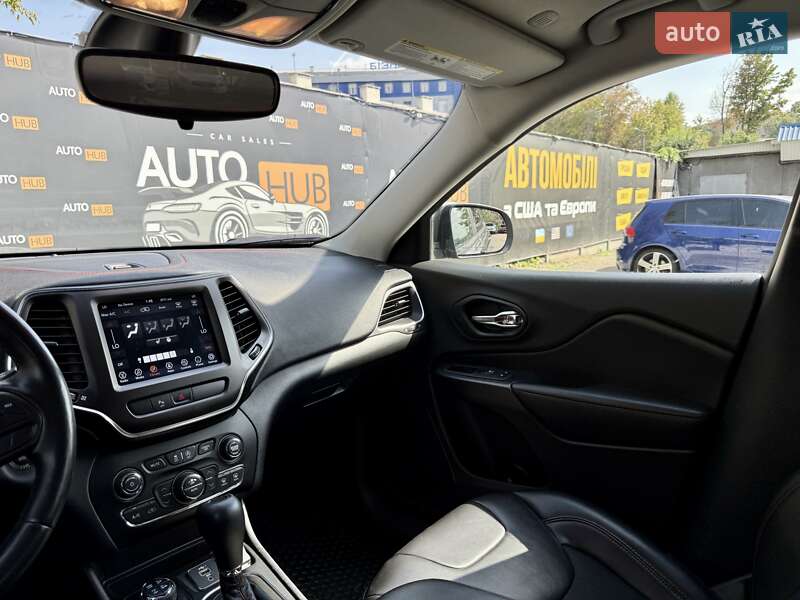 Внедорожник / Кроссовер Jeep Cherokee 2020 в Харькове
