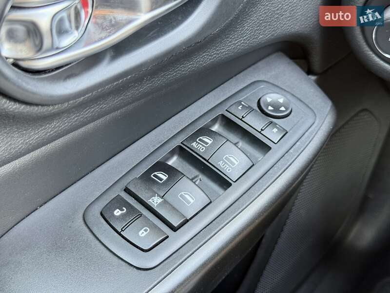 Внедорожник / Кроссовер Jeep Cherokee 2020 в Харькове