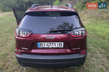 Внедорожник / Кроссовер Jeep Cherokee 2018 в 