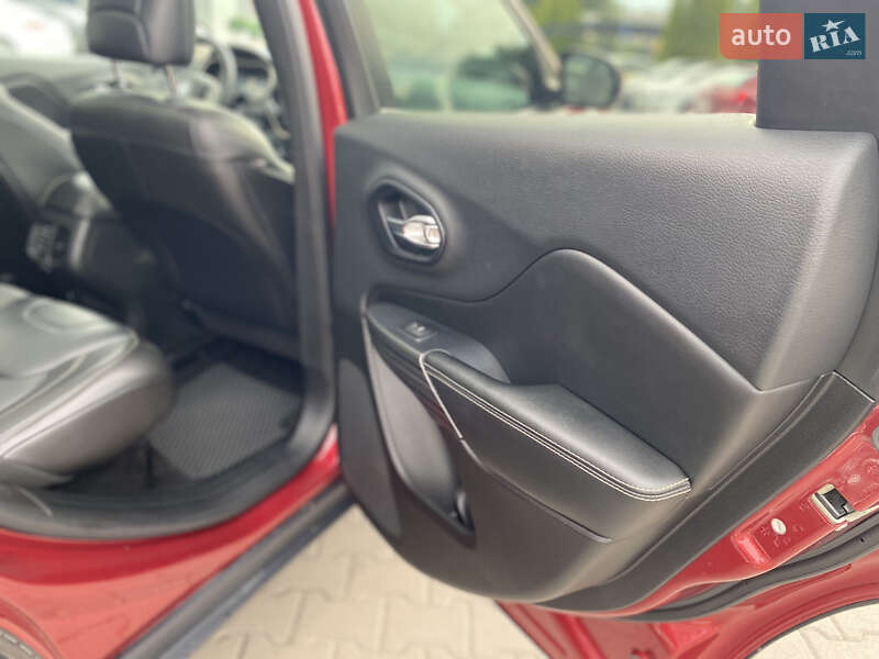 Внедорожник / Кроссовер Jeep Cherokee 2015 в Буче фото 22 Внедорожник / Кроссовер Jeep Cherokee 2015 в Буче