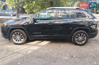 Внедорожник / Кроссовер Jeep Cherokee 2019 в 