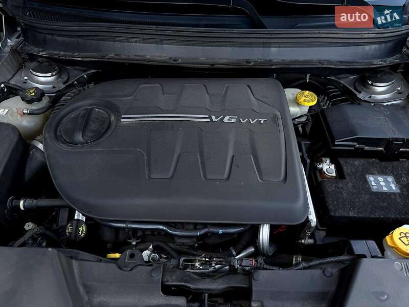 Внедорожник / Кроссовер Jeep Cherokee 2017 в Ровно