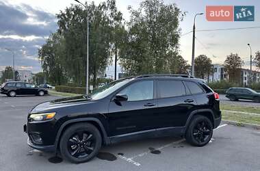 Внедорожник / Кроссовер Jeep Cherokee 2018 в 