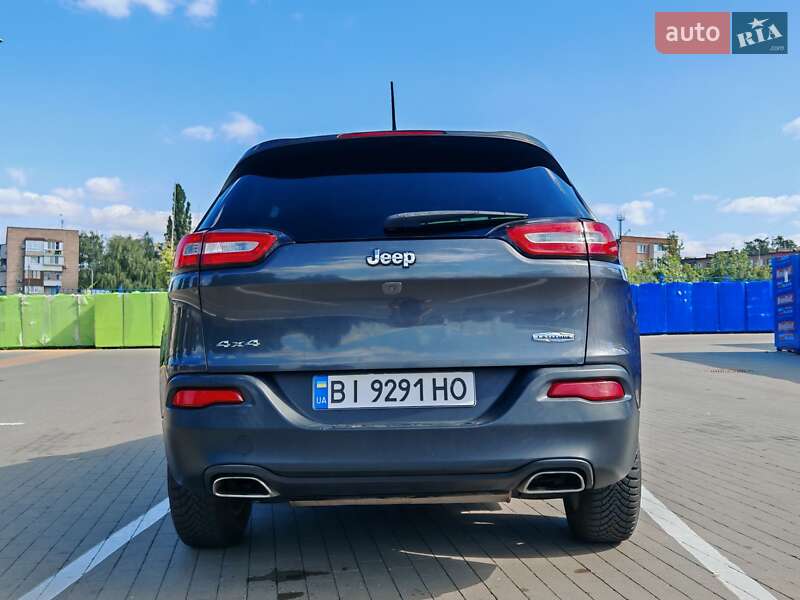Внедорожник / Кроссовер Jeep Cherokee 2015 в Прилуках
