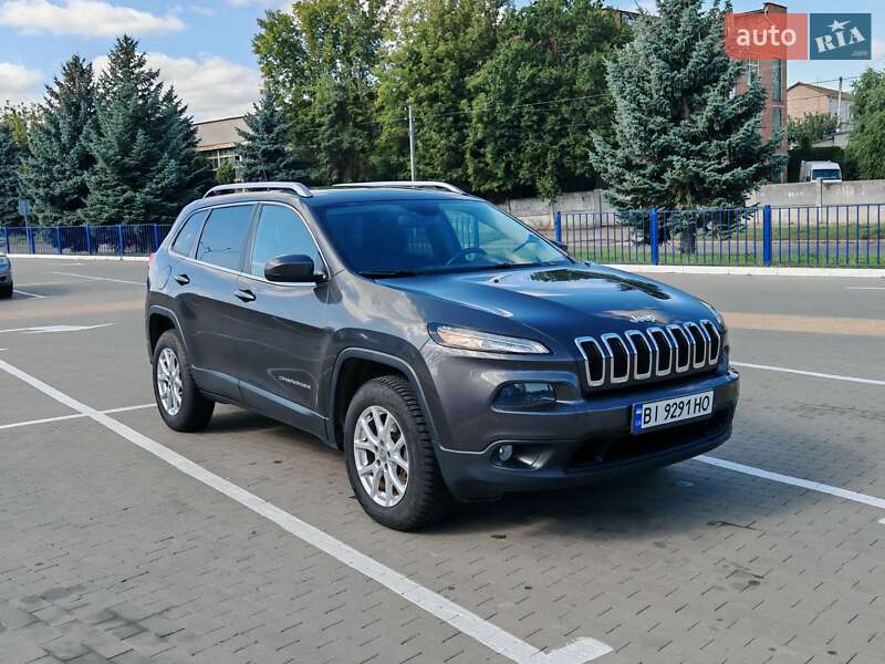 Внедорожник / Кроссовер Jeep Cherokee 2015 в Прилуках