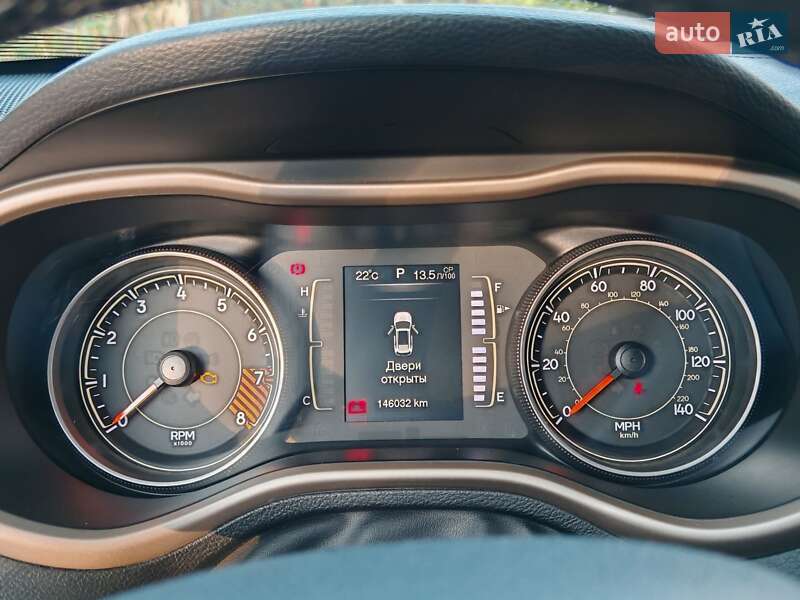 Внедорожник / Кроссовер Jeep Cherokee 2015 в Прилуках