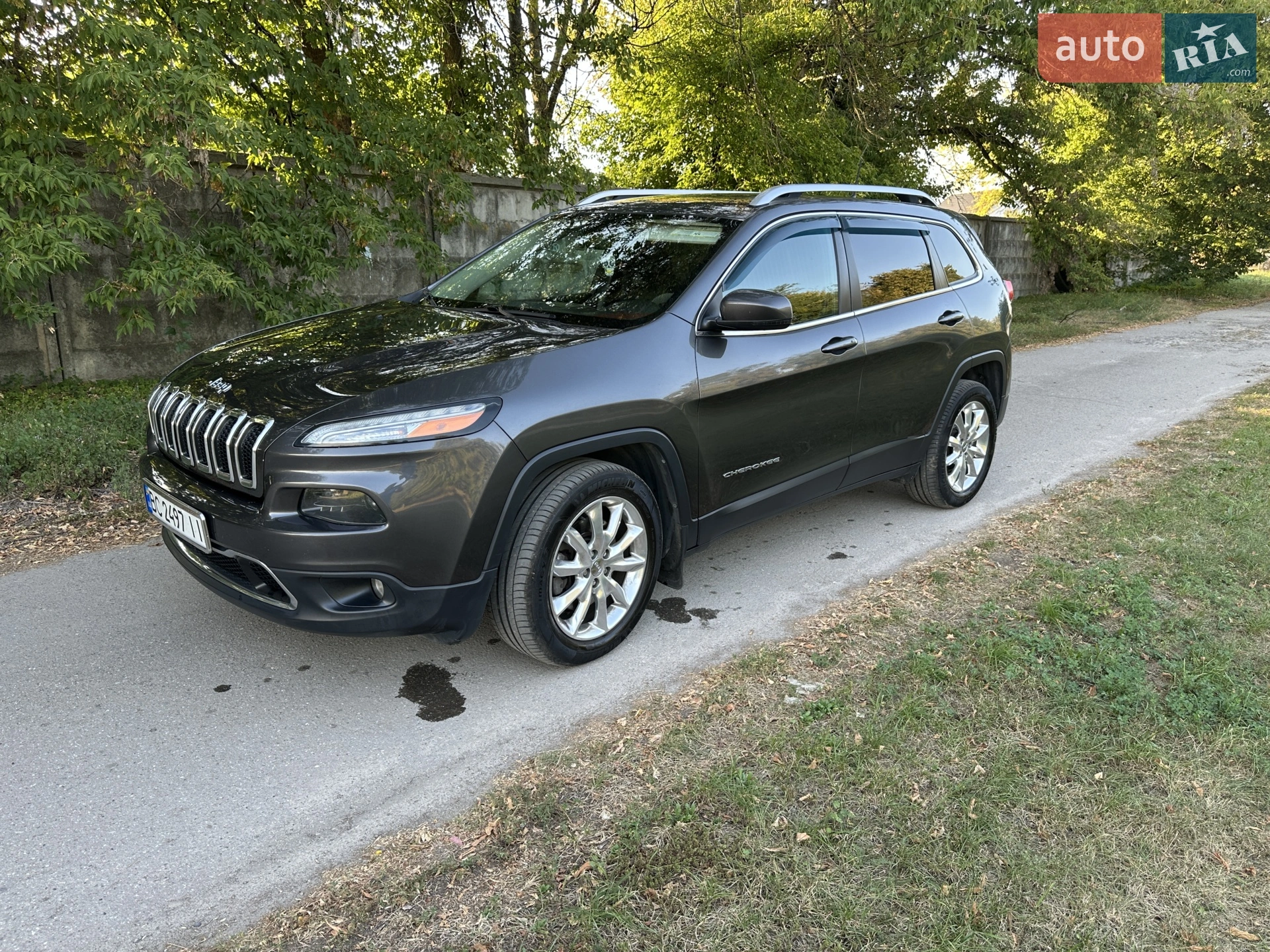 2016 Jeep Cherokee - мініатюра 2