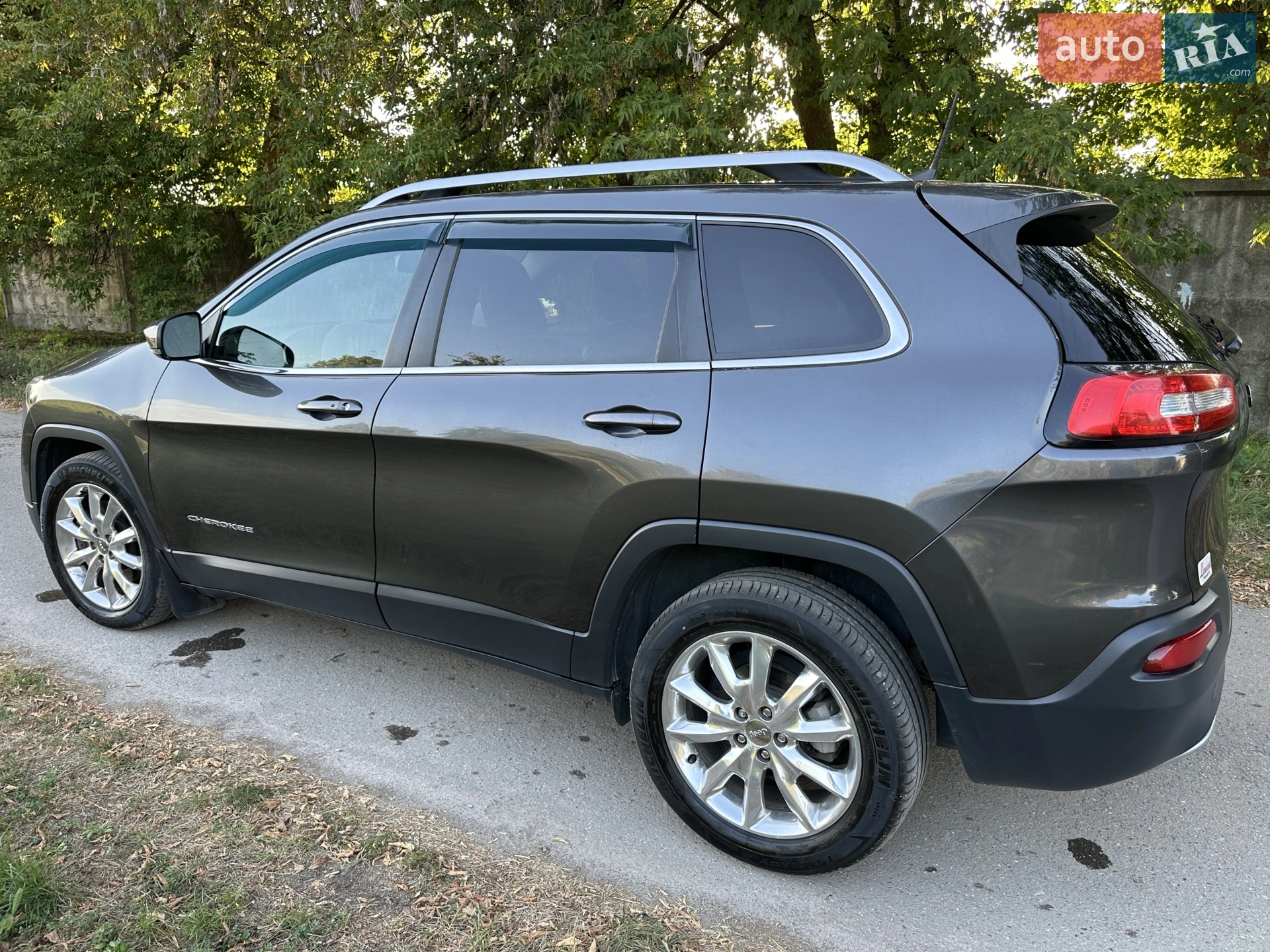 2016 Jeep Cherokee - мініатюра 4