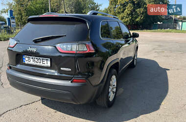 Внедорожник / Кроссовер Jeep Cherokee 2018 в 
