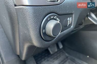 Внедорожник / Кроссовер Jeep Cherokee 2020 в 