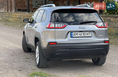 Внедорожник / Кроссовер Jeep Cherokee 2020 в 