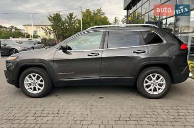 Внедорожник / Кроссовер Jeep Cherokee 2016 в 