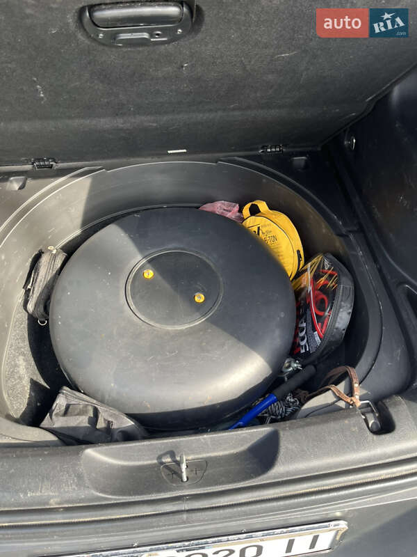 Позашляховик / Кросовер Jeep Cherokee 2015 в Одесі