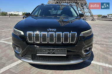 Внедорожник / Кроссовер Jeep Cherokee 2019 в Харькове