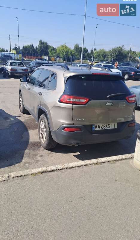 Внедорожник / Кроссовер Jeep Cherokee 2017 в Киеве