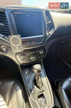 Внедорожник / Кроссовер Jeep Cherokee 2018 в Чернигове