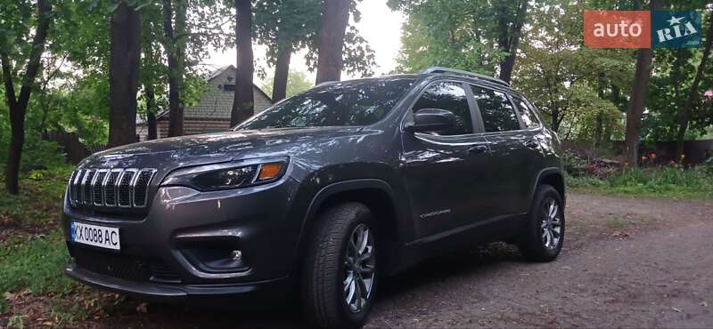 Внедорожник / Кроссовер Jeep Cherokee 2018 в Харькове