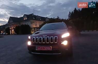 Внедорожник / Кроссовер Jeep Cherokee 2016 в Львове