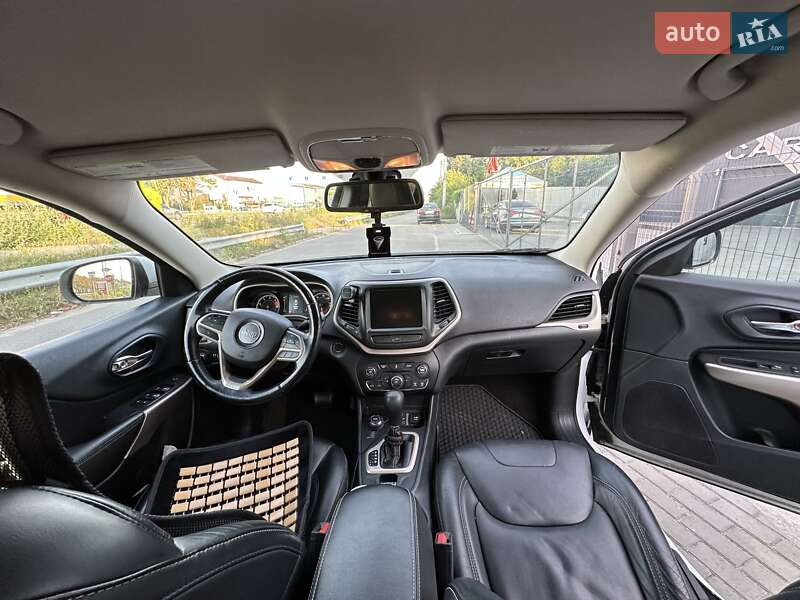 Внедорожник / Кроссовер Jeep Cherokee 2017 в Киеве фото 9 Внедорожник / Кроссовер Jeep Cherokee 2017 в Киеве