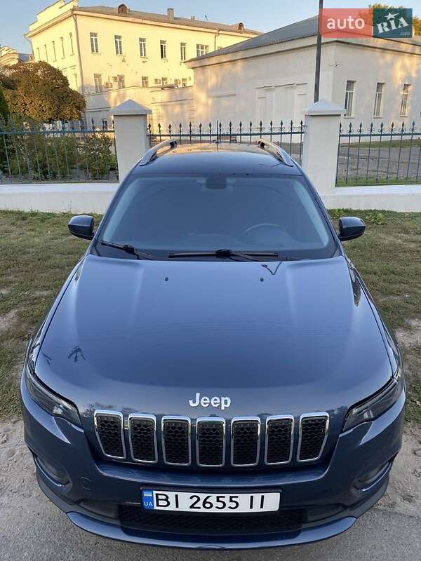 Внедорожник / Кроссовер Jeep Cherokee 2019 в Полтаве