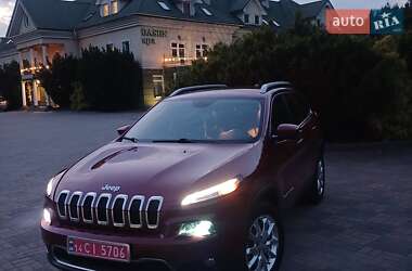 Внедорожник / Кроссовер Jeep Cherokee 2016 в 