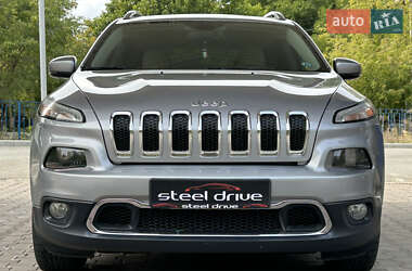 Позашляховик / Кросовер Jeep Cherokee 2016 в 