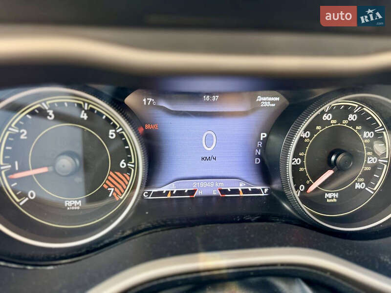 Позашляховик / Кросовер Jeep Cherokee 2013 в Львові