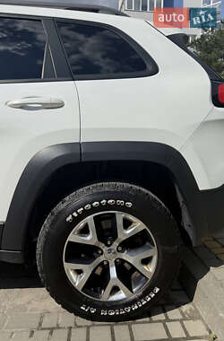 Внедорожник / Кроссовер Jeep Cherokee 2015 в Новояворовске фото 18 Внедорожник / Кроссовер Jeep Cherokee 2015 в Новояворовске