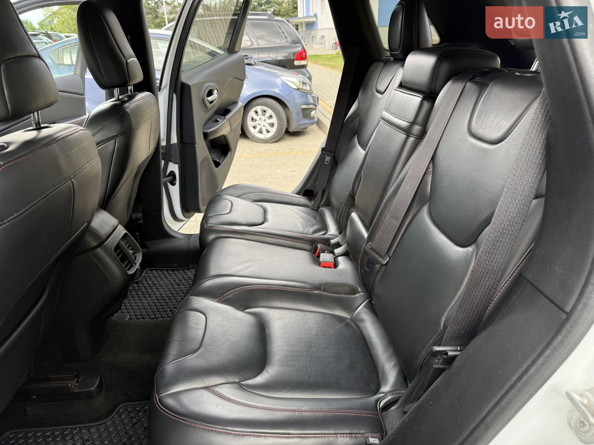 2015 Jeep Cherokee - мініатюра 35