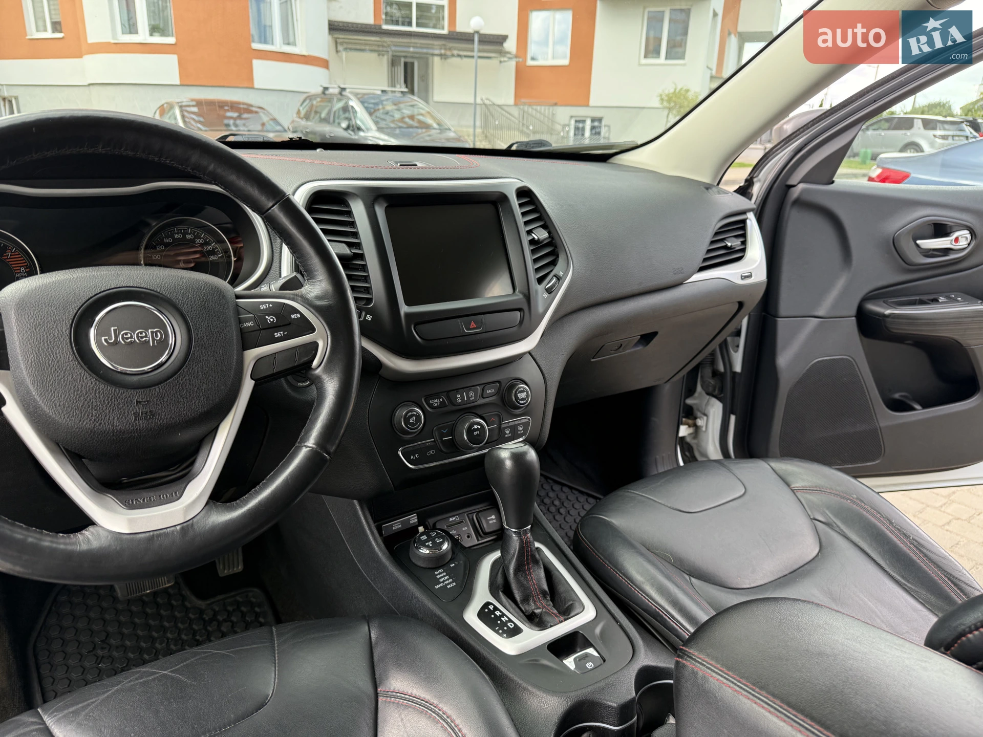 2015 Jeep Cherokee - мініатюра 39