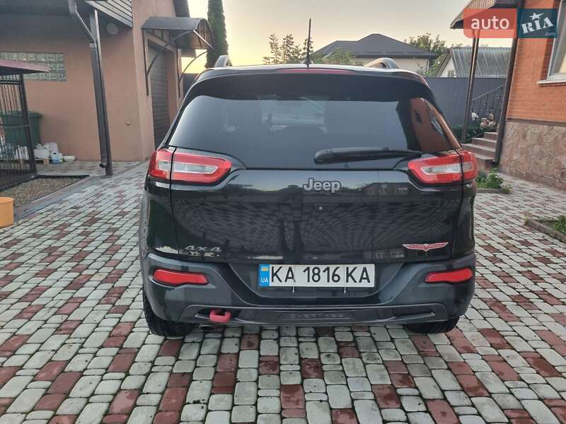 Позашляховик / Кросовер Jeep Cherokee 2015 в Києві фото 2 Позашляховик / Кросовер Jeep Cherokee 2015 в Києві