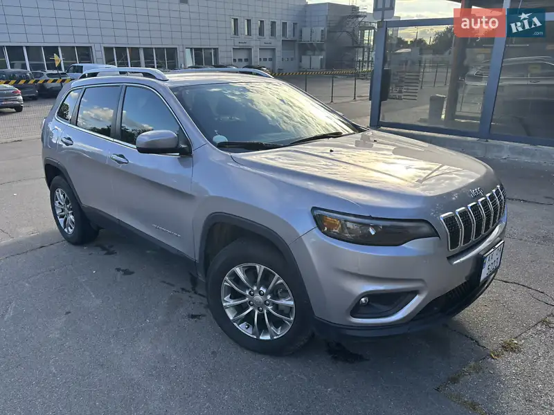 Jeep Cherokee