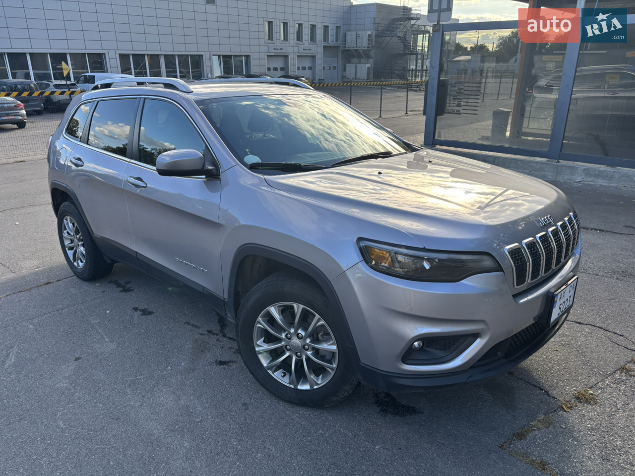 2018 Jeep Cherokee - мініатюра 19