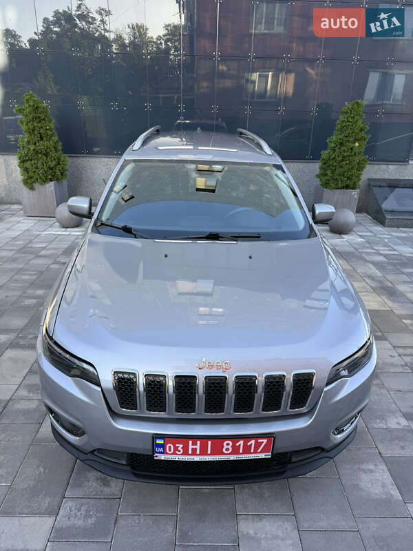 Внедорожник / Кроссовер Jeep Cherokee 2020 в Киеве
