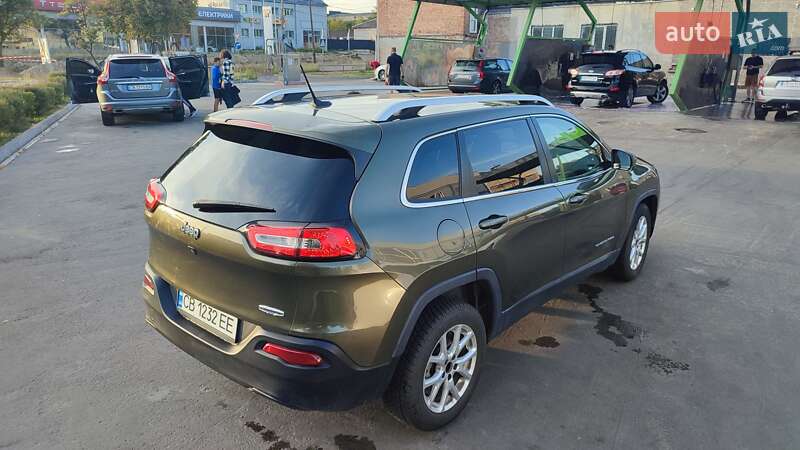 Позашляховик / Кросовер Jeep Cherokee 2015 в Чернігові