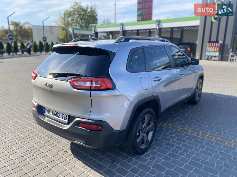 Внедорожник / Кроссовер Jeep Cherokee 2016 в Харькове фото 3 Внедорожник / Кроссовер Jeep Cherokee 2016 в Харькове