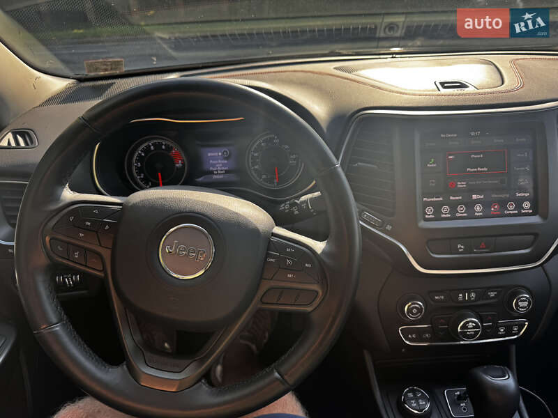 Позашляховик / Кросовер Jeep Cherokee 2018 в Львові