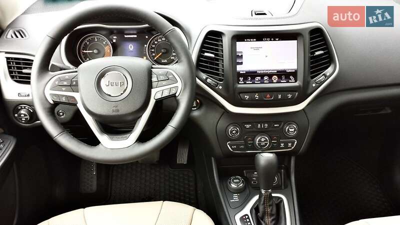 Внедорожник / Кроссовер Jeep Cherokee 2018 в Одессе