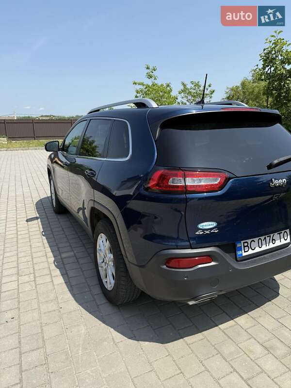 Внедорожник / Кроссовер Jeep Cherokee 2017 в Львове