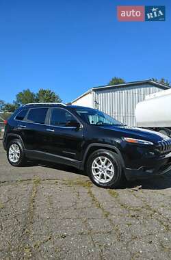 Внедорожник / Кроссовер Jeep Cherokee 2015 в Киеве