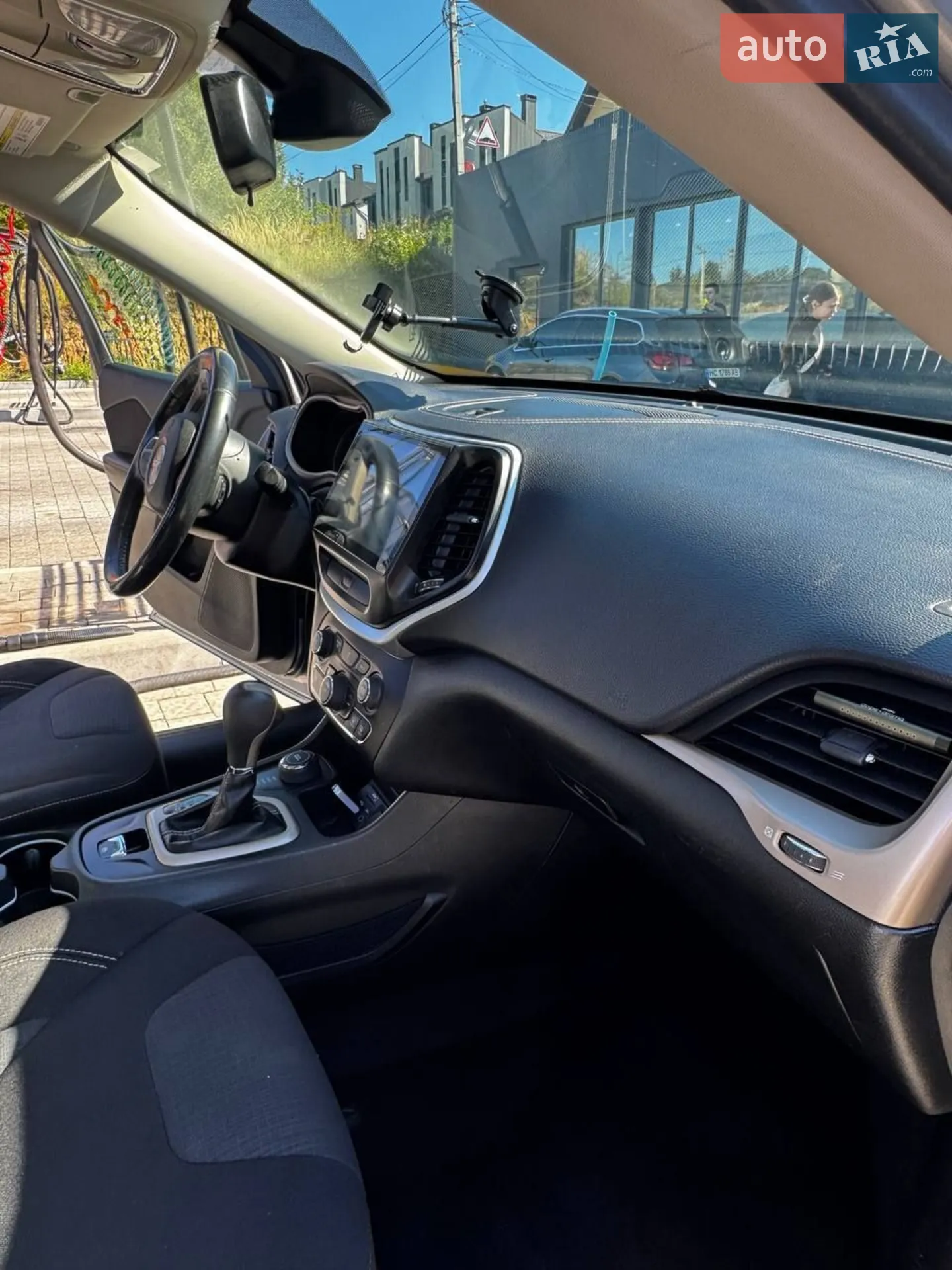 2015 Jeep Cherokee - мініатюра 42