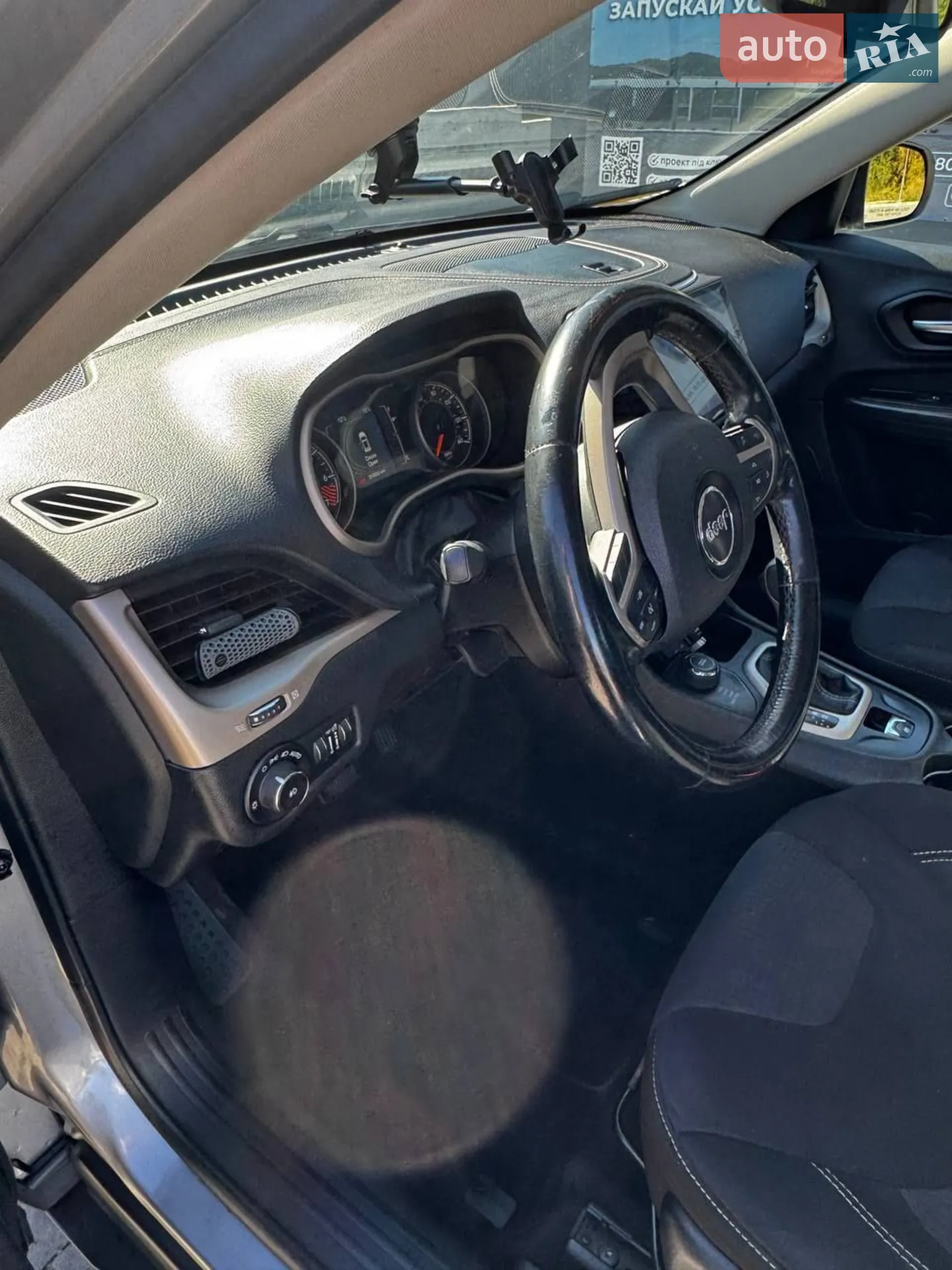 2015 Jeep Cherokee - мініатюра 53