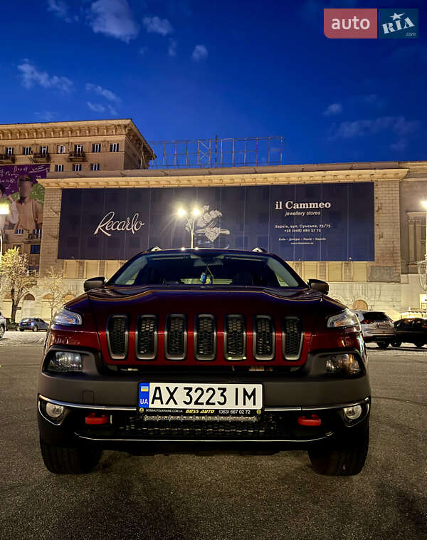 Внедорожник / Кроссовер Jeep Cherokee 2016 в Харькове