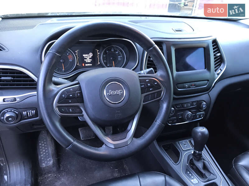 Внедорожник / Кроссовер Jeep Cherokee 2019 в Шептицькому