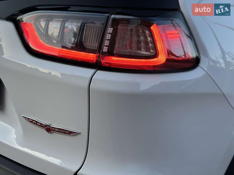 Внедорожник / Кроссовер Jeep Cherokee 2018 в Виннице