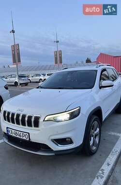 Внедорожник / Кроссовер Jeep Cherokee 2019 в 